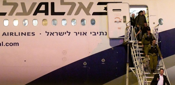 Resultado de imagem para AviÃ£o com soldados israelenses aterrissa em Minas Gerais